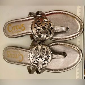 Sam Edelman Women's Sandal 7.5 Color: Dark Pewter